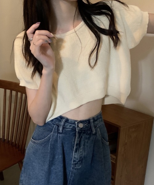MANGROVE（マングローブ）の「ラウンドネッククロップドニットトップス（Tシャツ/カットソー・レディース・ブラウン/パープル/アイボリー/レッド/ホワイト/ブラック/ブルー/ピンク・FREE）」の12枚目の写真