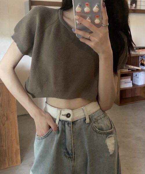 MANGROVE（マングローブ）の「ラウンドネッククロップドニットトップス（Tシャツ/カットソー・レディース・ブラウン/パープル/アイボリー/レッド/ホワイト/ブラック/ブルー/ピンク・FREE）」の10枚目の写真