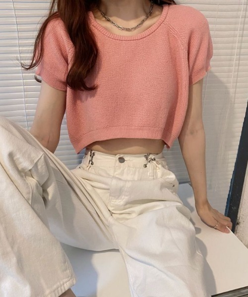 MANGROVE（マングローブ）の「ラウンドネッククロップドニットトップス（Tシャツ/カットソー・レディース・ブラウン/パープル/アイボリー/レッド/ホワイト/ブラック/ブルー/ピンク・FREE）」の22枚目の写真
