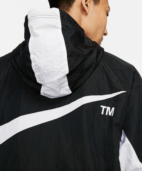 NIKE（ナイキ）の「AS M NSW SWOOSH WVN LND JKT　DD5968-010（パーカー・メンズ・ブラック×ホワイト・MEDIUM/LARGE/X-LARGE/SMALL/XX-LARGE）」の8枚目の写真