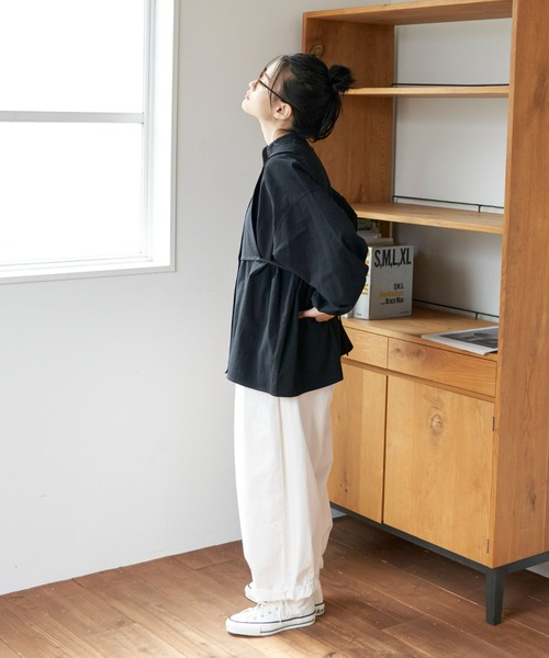 Libra Cue(リブラ キュー)の「ニュアンスコットンブザム切り替えシャツ(シャツ/ブラウス・レディース・ホワイト/ブラック/ダークグリーン・FREE)」の12枚目の写真