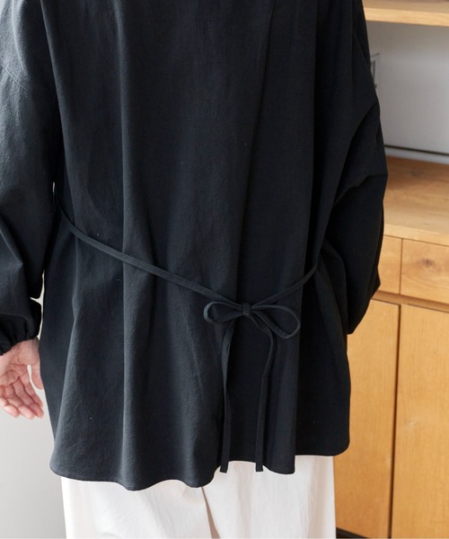 Libra Cue(リブラ キュー)の「ニュアンスコットンブザム切り替えシャツ(シャツ/ブラウス・レディース・ホワイト/ブラック/ダークグリーン・FREE)」の18枚目の写真