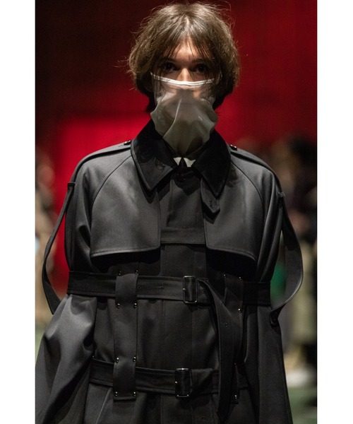 JOHN LAWRENCE SULLIVAN（ジョンローレンスサリバン）の「SEE-THROUGH EARHOOK HI-NECK TOP（Tシャツ/カットソー・レディース・ホワイト/ブラック・ONE SIZE）」の4枚目の写真