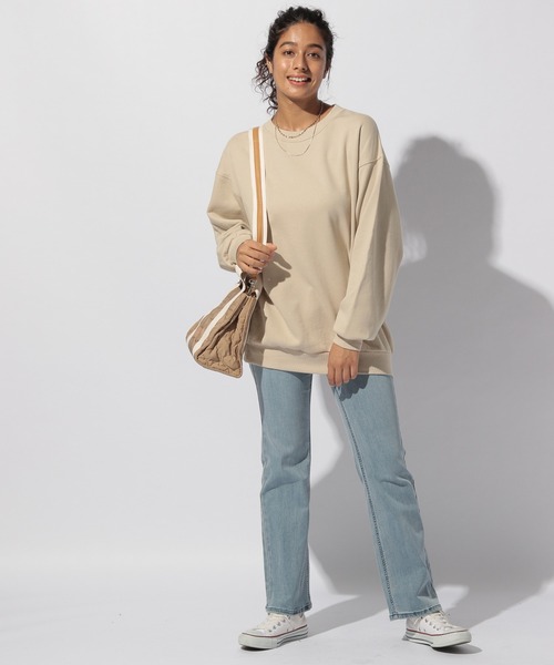 BAYFLOW(ベイフロー)の「ロゴクルースウェット(Tシャツ/カットソー・レディース・ホワイト/ベージュ/パープル/ネイビー・FREE)」の6枚目の写真