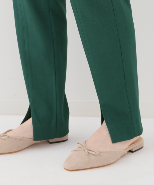 SLOBE IENA（スローブイエナ）の「フロントスリットテーパードパンツ【手洗い可能】◆（その他パンツ・レディース・チャコールグレー/ベージュ/グリーン・38/36）」の22枚目の写真