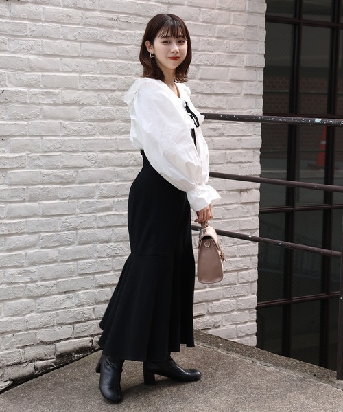 one after another NICE CLAUP（ワンアフターアナザーナイスクラップ）の「メインにもレイヤードスタイルにも。着回し広がるビックカラーアソートブラウス（シャツ/ブラウス・レディース・オフホワイト/ブラック/ストライプ/ドット・FREE）」の16枚目の写真