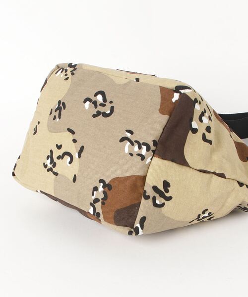 PETERS MOUNTAIN WORKS（ピーターズマウンテンワークス）の「WLD LUNCH BAG W-8572B（ショルダーバッグ・レディース・ベージュ・ONE SIZE）」の5枚目の写真