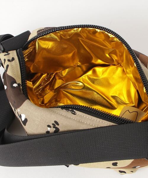 PETERS MOUNTAIN WORKS（ピーターズマウンテンワークス）の「WLD LUNCH BAG W-8572B（ショルダーバッグ・レディース・ベージュ・ONE SIZE）」の4枚目の写真