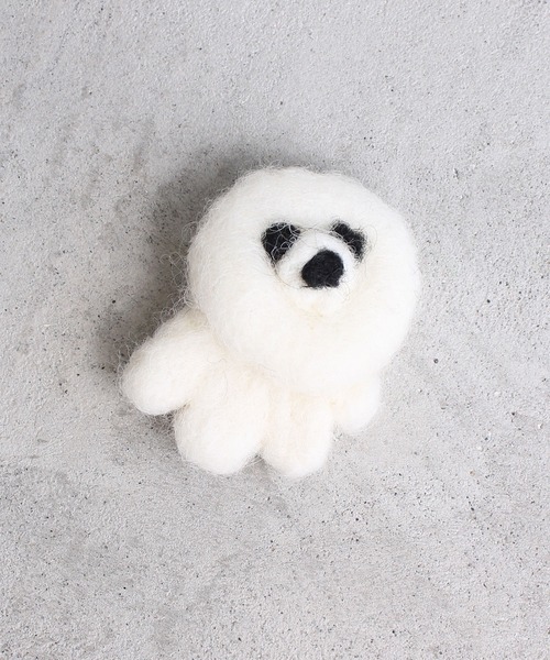 chambre de charme(シャンブルドゥシャーム)の「ANIMAL FELT BROOCH(ブローチ/コサージュ・レディース・ブラック/ブラウン/グレー/アイボリー・FREE)」の1枚目の写真