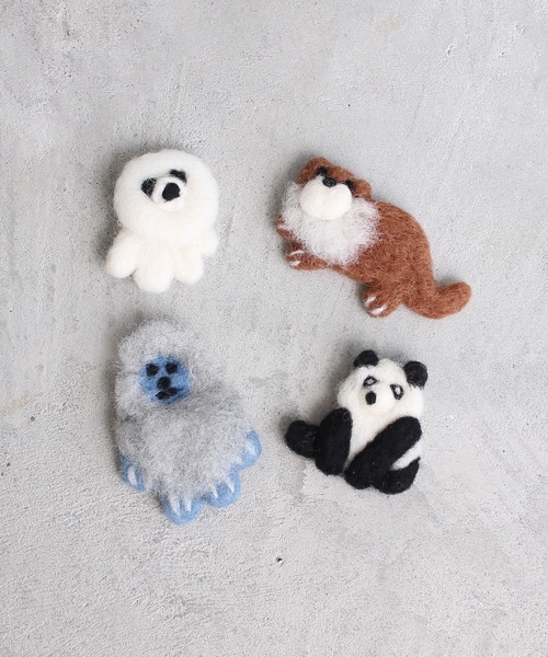 chambre de charme(シャンブルドゥシャーム)の「ANIMAL FELT BROOCH(ブローチ/コサージュ・レディース・ブラック/ブラウン/グレー/アイボリー・FREE)」の12枚目の写真