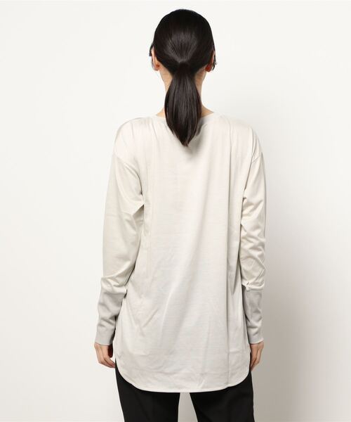 DouDou（ドゥドゥ）の「袖リブロンT（Tシャツ/カットソー・レディース・オフホワイト/ブラック/グレイッシュベージュ・FREE）」の4枚目の写真