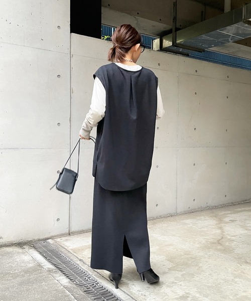 DouDou（ドゥドゥ）の「袖リブロンT（Tシャツ/カットソー・レディース・オフホワイト/ブラック/グレイッシュベージュ・FREE）」の22枚目の写真