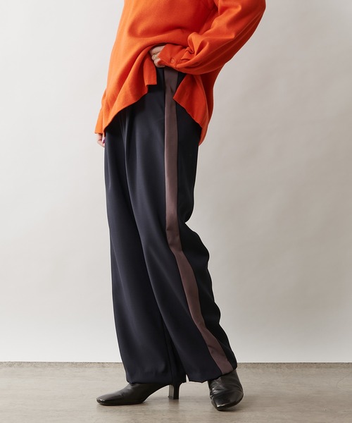 Omekashi(オメカシ)の「ラインパンツ(その他パンツ・レディース・オフホワイト/アイボリー/ネイビー・FREE)」の11枚目の写真