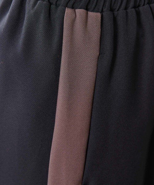 Omekashi(オメカシ)の「ラインパンツ(その他パンツ・レディース・オフホワイト/アイボリー/ネイビー・FREE)」の10枚目の写真