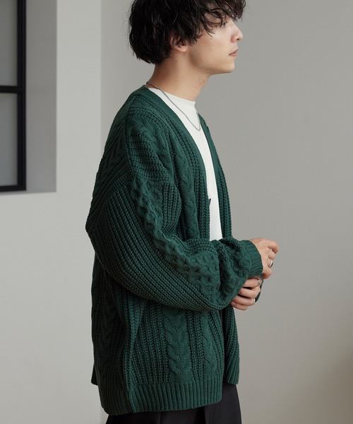 MONO-MART（モノマート）の「ケーブルボリュームニットカーディガン（カーディガン/ボレロ・メンズ・ダークブラウン/グリーン/ダークグレー/ベージュ系/ブルー系/ブルー系2/アイボリー/ブラック/ナチュラル/ネイビー/杢グレー・M/L）」の20枚目の写真