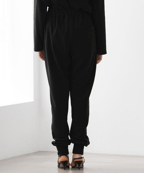 FEELING MADE（フィーリングメイド）の「FEELING MADE ストレッチマイクロフリース ジョガーパンツ <UNISEX>（スウェットパンツ・レディース・ブラック/オリーブ・SMALL/MEDIUM/LARGE）」の14枚目の写真