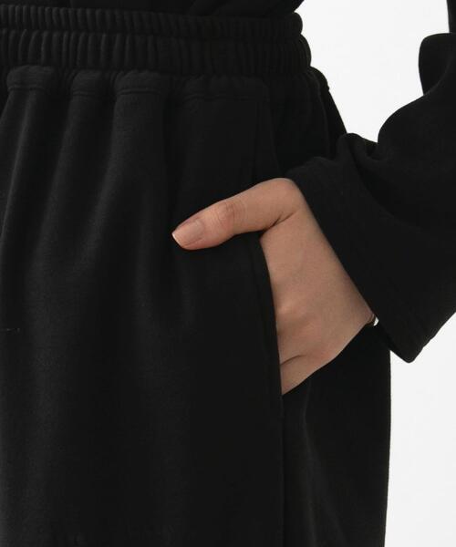 FEELING MADE（フィーリングメイド）の「FEELING MADE ストレッチマイクロフリース ジョガーパンツ <UNISEX>（スウェットパンツ・レディース・ブラック/オリーブ・SMALL/MEDIUM/LARGE）」の17枚目の写真