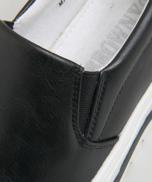 WEGO（ウィゴー）の「WEGO/ラインスリッポン（スニーカー・レディース・ホワイト/ブラック/シルバー/その他1・LARGE/MEDIUM）」の7枚目の写真