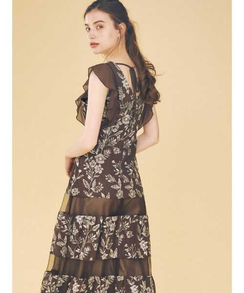 MERCURYDUO（マーキュリーデュオ）の「カラーエンブロイダリーロングワンピース（ワンピース・レディース・ブラウン/オフホワイト/ベージュ・SMALL/MEDIUM）」の4枚目の写真