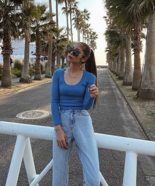 esutoreja（エストレジャ）の「タイトリブニットトップス（ニット/セーター・レディース・ホワイト/ブラック/ブルー/ベージュ・FREE）」の14枚目の写真