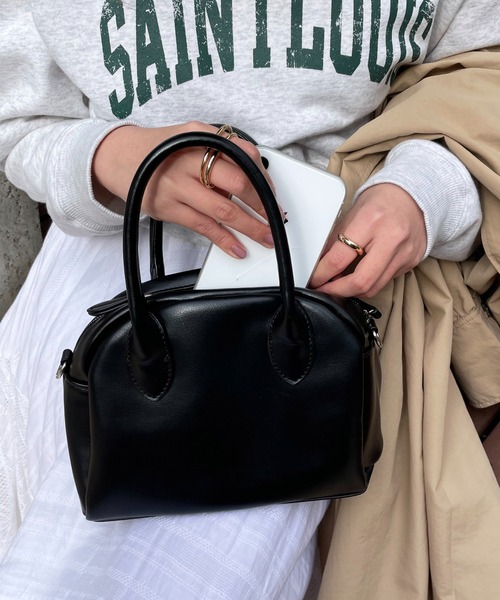 DISCOAT（ディスコート）の「【WEB限定】半円ミニボストンショルダーバッグ（ショルダーバッグ・レディース・ブラック/グリーン/グレイッシュベージュ/キャメル/オレンジ/パイソン・FREE）」の7枚目の写真