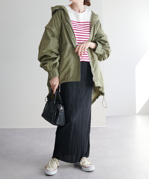 DISCOAT（ディスコート）の「【WEB限定】半円ミニボストンショルダーバッグ（ショルダーバッグ・レディース・ブラック/グリーン/グレイッシュベージュ/キャメル/オレンジ/パイソン・FREE）」の11枚目の写真