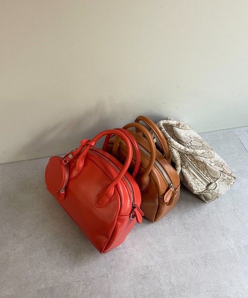 DISCOAT（ディスコート）の「【WEB限定】半円ミニボストンショルダーバッグ（ショルダーバッグ・レディース・ブラック/グリーン/グレイッシュベージュ/キャメル/オレンジ/パイソン・FREE）」の21枚目の写真