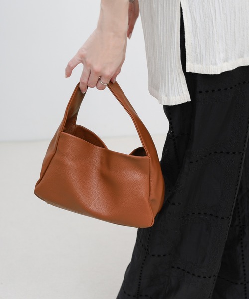 select MOCA by sayo(セレクトモカバイサヨ)の「【ZOZO限定】フェイクレザーワイドハンドルバッグ(ハンドバッグ・レディース・ブラウン/ブラック・FREE)」の17枚目の写真