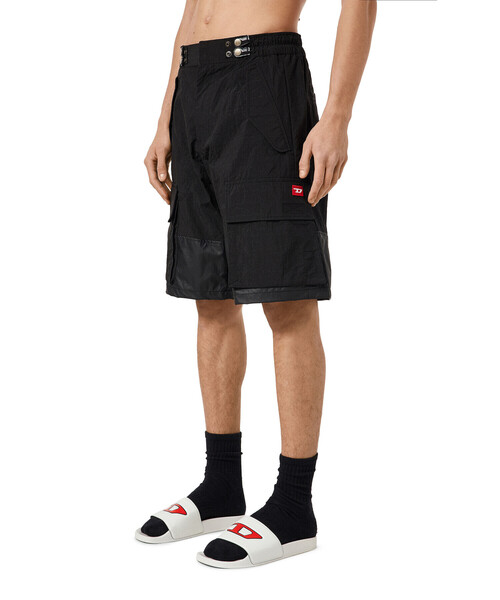 DIESEL(ディーゼル)の「メンズ ショートパンツ マルチポケット(その他パンツ・メンズ・ブラック/ホワイト系その他・32inch/30inch/28inch/34inch/36inch)」の17枚目の写真
