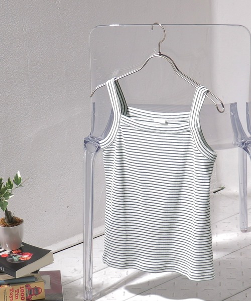 Honeys（ハニーズ）の「テレコキャミソール（キャミソール・レディース・ホワイト×ブラック/ブルー系その他/ホワイト×グリーン/ブラック/ホワイト/オレンジ系その他/グリーン系その他・L/S/M）」の3枚目の写真