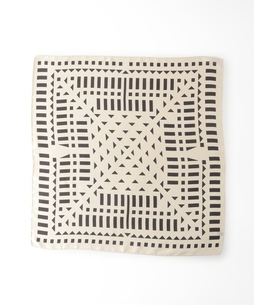 Simplicite（サンプリシテ）の「Assortスカーフ2（ストール/ショール・レディース・ブラック/ホワイト/レッド/ブラウン/ブルー・FREE）」の8枚目の写真