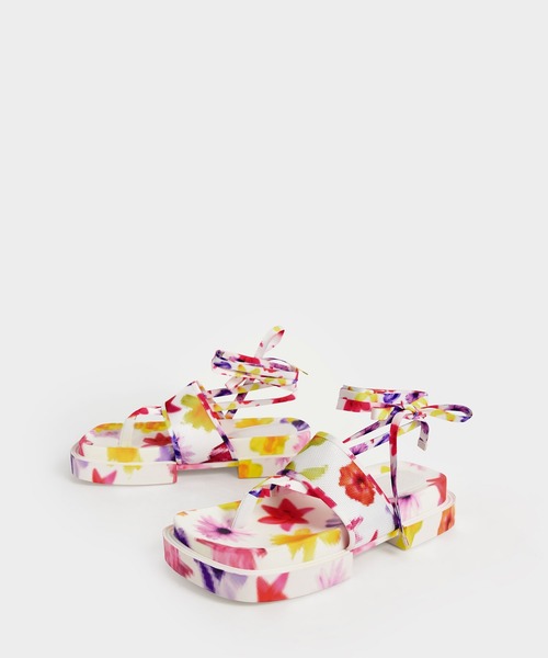 CHARLES & KEITH（チャールズ & キース）の「【販売終了】アレックスリサイクルポリエステル タイアラウンドトングサンダル / Alex Recycled Polyester Tie-Around Thong Sandals（サンダル・レディース・ブラック/オフホワイト/ミント/マルチ・22.5cm/23cm/23.5cm/24.5cm/25cm/25.5cm）」の21枚目の写真