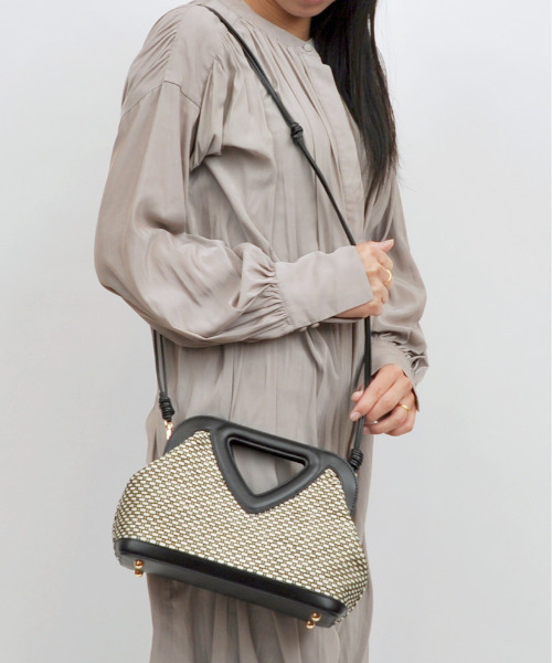 kakatoo（カカトゥ）の「カカトゥ kakatoo / 三角くり手2wayハンドバッグ（ハンドバッグ・レディース・オレンジ/ブラウン/ブラック・FREE）」の2枚目の写真