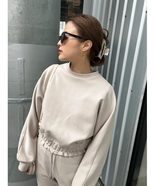 TRUNC（トランクエイティーエイト）の「Waist Shirring Cropped Tops（スウェット・レディース・ベージュ・FREE）」の3枚目の写真