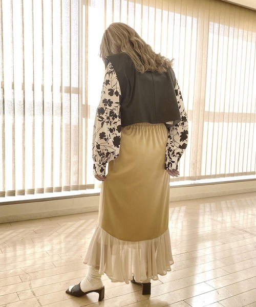 ur,Melty（ユアメルティー）の「裾切替マーメイドスカート（スカート・レディース・ブラック/オフホワイト/イエロー・FREE）」の19枚目の写真