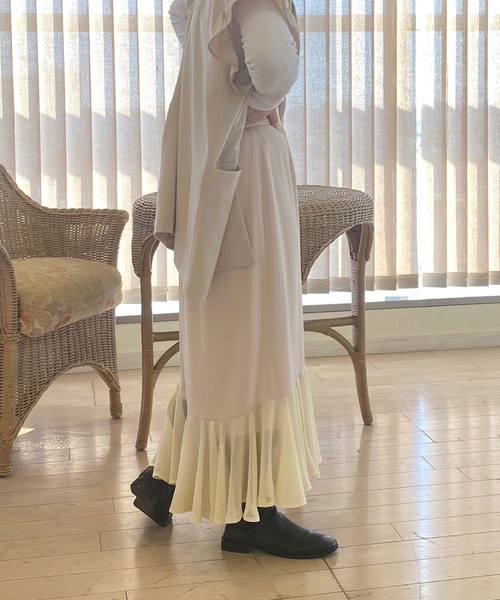 ur,Melty（ユアメルティー）の「裾切替マーメイドスカート（スカート・レディース・ブラック/オフホワイト/イエロー・FREE）」の17枚目の写真