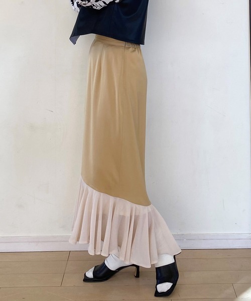 ur,Melty（ユアメルティー）の「裾切替マーメイドスカート（スカート・レディース・ブラック/オフホワイト/イエロー・FREE）」の10枚目の写真