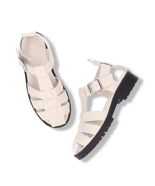 Juze（ジュゼ）の「リサイクルフェイクレザーボリュームソールグルカサンダル【sustainable】（サンダル・レディース・ブラック/ベージュ/オフホワイト・L/S/M）」の10枚目の写真