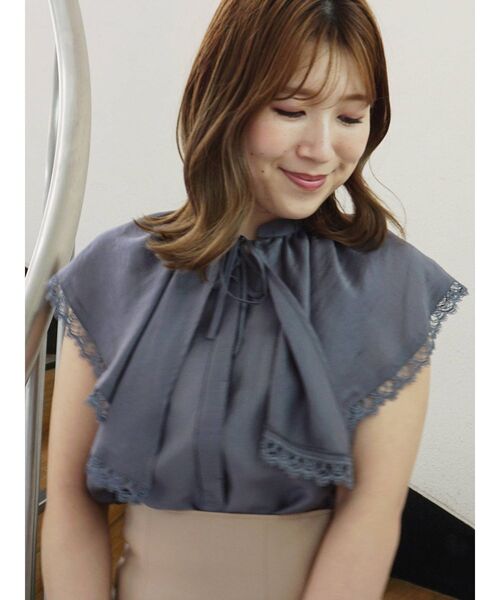 MERCURYDUO（マーキュリーデュオ）の「ボリュームラッフルブラウス（シャツ/ブラウス・レディース・オフホワイト/ネイビー/ダークブラウン・FREE）」の18枚目の写真