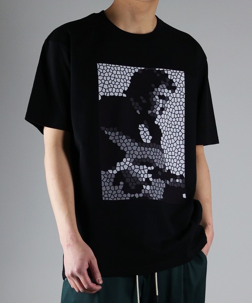 NUMBER (N)INE(ナンバーナイン)の「NUMBER (N)INE / ナンバーナイン MOSAIC T-SHIRT/モザイクプリント加工 Tシャツ(Tシャツ/カットソー・メンズ・ブラック系1/ブラック系2/ブラック系3/ブラック系4/ブラック系5/ブラック系6・2/4/3/5)」の3枚目の写真