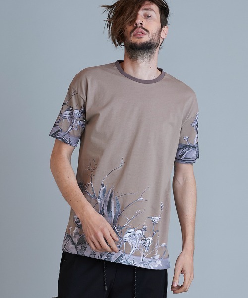 mt7884-Withered flowerﾌﾟﾘﾝﾄC-N-T Tシャツ（Tシャツ/カットソー）｜NO