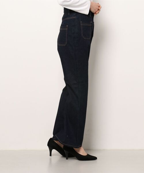 CHILD WOMAN（チャイルドウーマン）の「12ozデニム フレアパンツ（デニムパンツ・レディース・ネイビー/その他・38/36）」の3枚目の写真