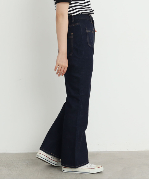 CHILD WOMAN（チャイルドウーマン）の「12ozデニム フレアパンツ（デニムパンツ・レディース・ネイビー/その他・38/36）」の7枚目の写真