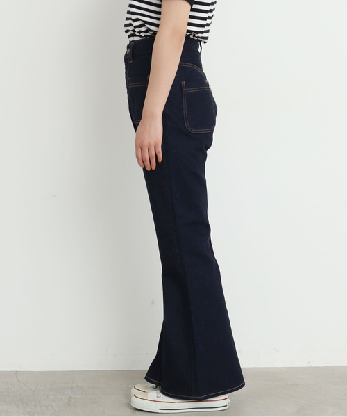 CHILD WOMAN（チャイルドウーマン）の「12ozデニム フレアパンツ（デニムパンツ・レディース・ネイビー/その他・38/36）」の17枚目の写真