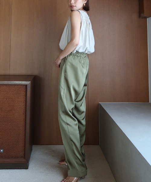 CREDONA(クレドナ)の「マットサテンカラーラフPT(その他パンツ・レディース・ダークブラウン/オリーブ/オレンジ/ブルー/イエロー・FREE)」の18枚目の写真