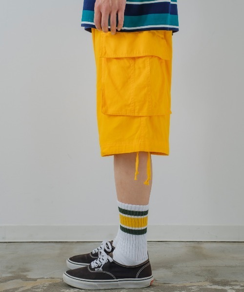 improves(インプローブス)の「【improves】ワイド カーゴ カラー ショートパンツ(カーゴパンツ・メンズ・ライトグレー/ブラック/カーキ/イエロー/オレンジ/ブルー/キャメル・MEDIUM/LARGE)」の21枚目の写真