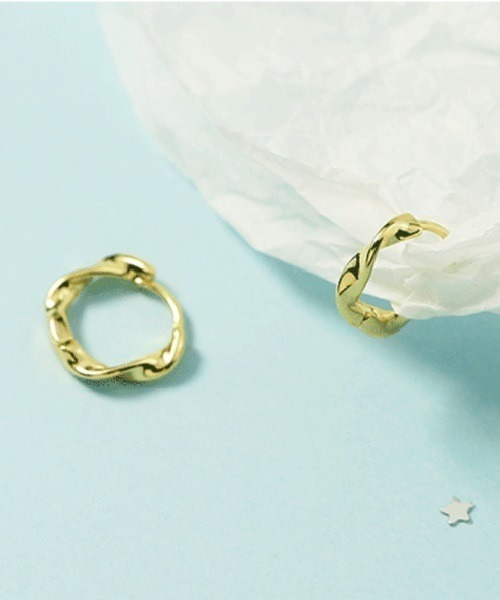 Ritomo De Ricco（リトモ・デ・リコ）の「シンプルビンテージ風フープピアス（ピアス（両耳用）・レディース・A/B/C・SMALL）」の8枚目の写真