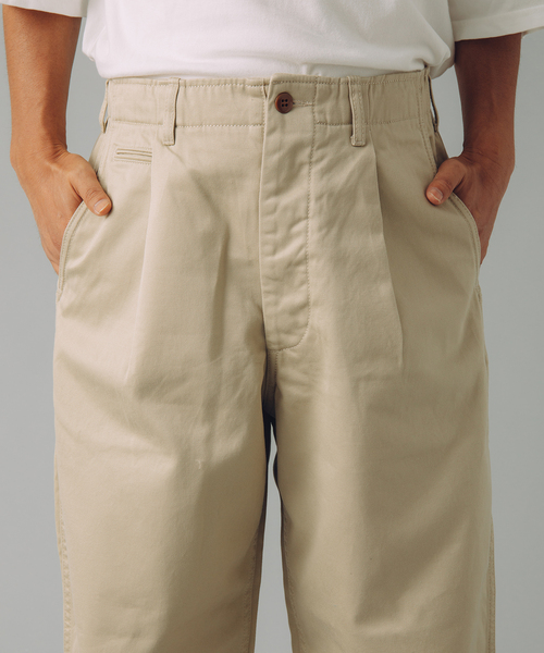 JOURNAL STANDARD(ジャーナルスタンダード)の「【VSシリーズ】KHAKIS 41CHINO BALLOON(チノパンツ・メンズ・タン・MEDIUM/LARGE)」の2枚目の写真