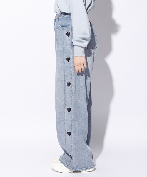 repipi armario(レピピ アルマリオ)の「サイドハートホックデニムパンツ(デニムパンツ・キッズ・ブルー系その他/ブルー系その他2/ブラック・SMALL/MEDIUM/LARGE)」の7枚目の写真