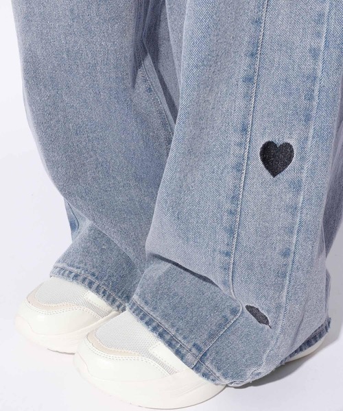 repipi armario(レピピ アルマリオ)の「サイドハートホックデニムパンツ(デニムパンツ・キッズ・ブルー系その他/ブルー系その他2/ブラック・SMALL/MEDIUM/LARGE)」の14枚目の写真